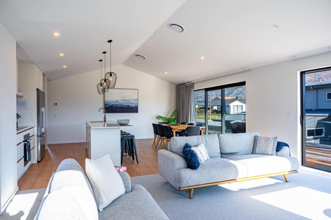 Kikorangi Mountain Vista Villa Wanaka Luaran gambar