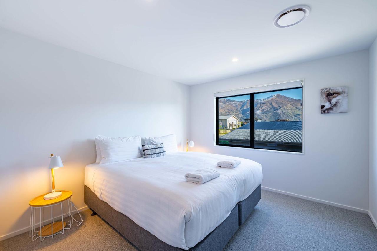 Kikorangi Mountain Vista Villa Wanaka Luaran gambar