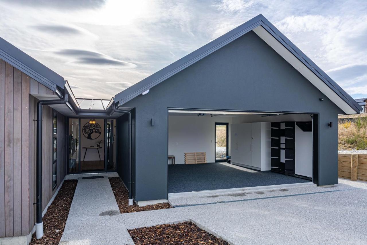 Kikorangi Mountain Vista Villa Wanaka Luaran gambar
